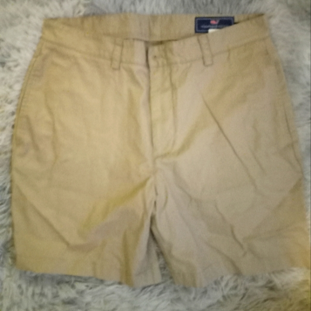 Men's Vineyard Vines shorts 32